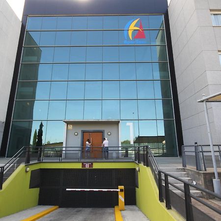 Apartamentos Vertice Sevilla Aljarafe Bormujos Exteriör bild