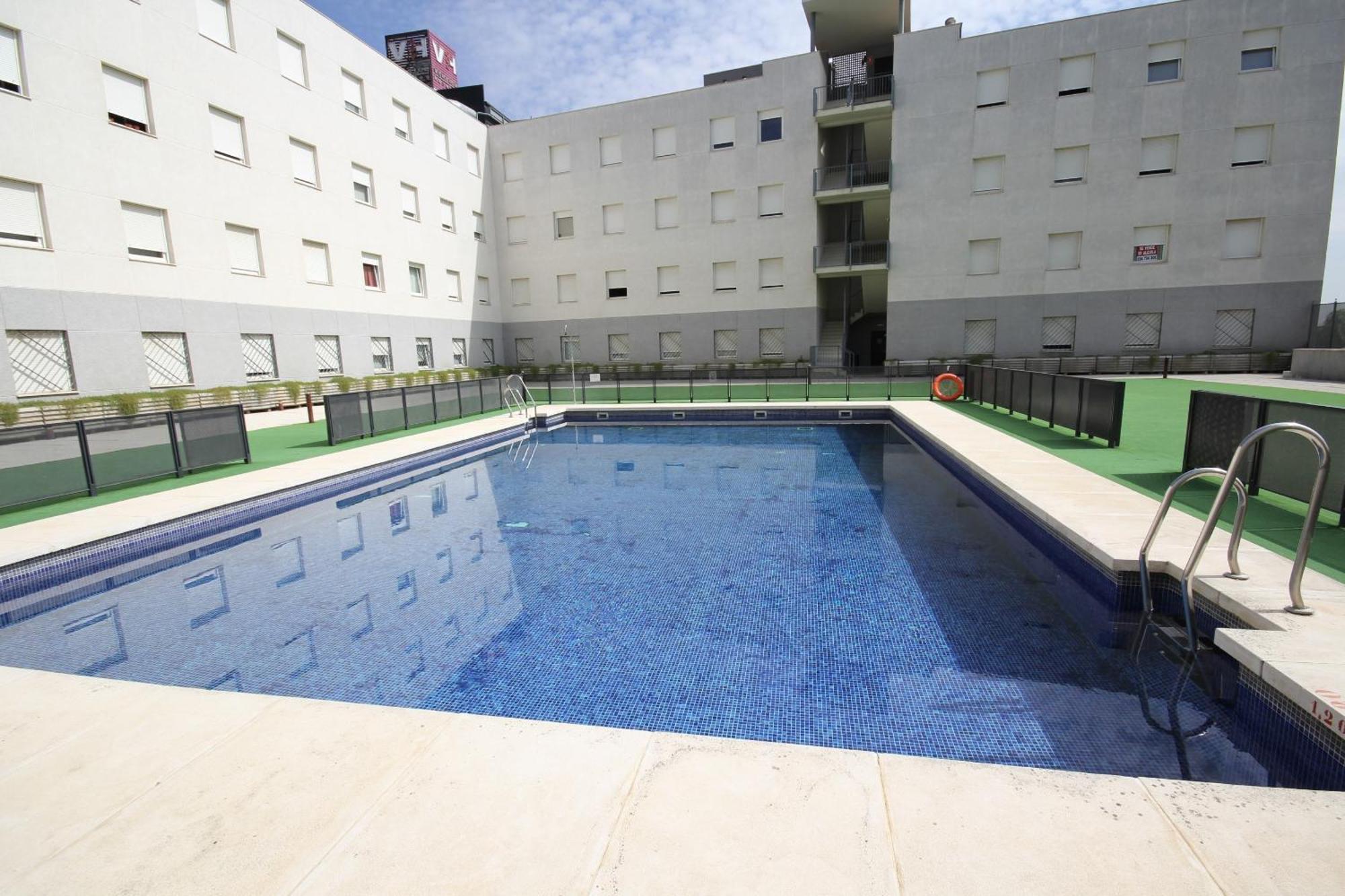 Apartamentos Vertice Sevilla Aljarafe Bormujos Exteriör bild